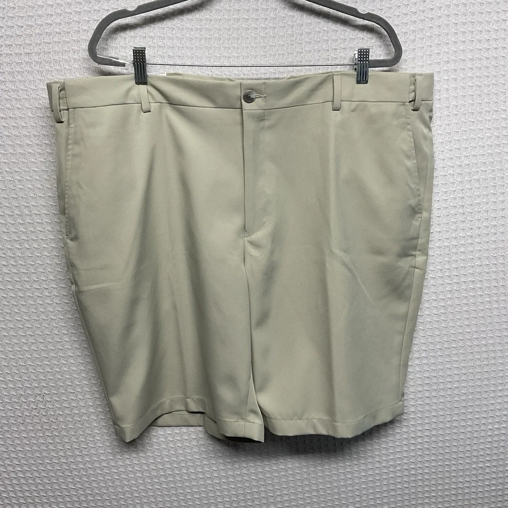 NWT JoS A Bank Golf Sport Shorts Mens 44 Rx 10‎ Khaki Traditional Fit Traveler